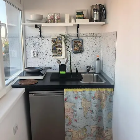 Appartement Travel And Discover @ Smart Near Metro Boekarest